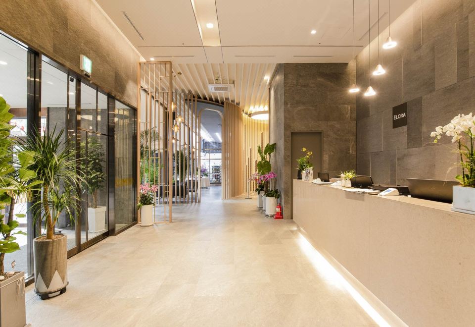 4. 호텔 엘로라..