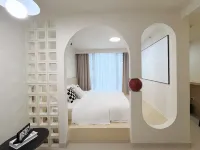 得閒小居·RelaxSpace丨奶油侘寂風設計師民宿（南寧藍鯨世界店） - 2 星級
