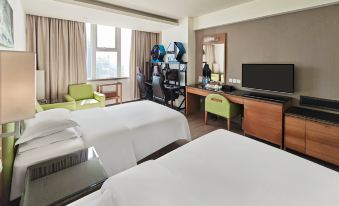 Yaxin Electric Sports Hotel (Longgang Shuanglong Branch)