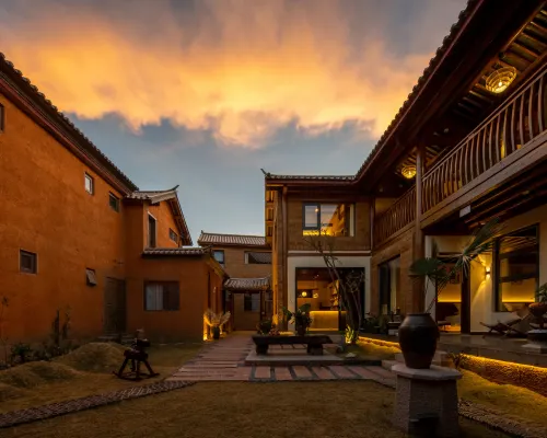 Shaxi Grain Guesthouse โรงแรมในเจียนฉวน