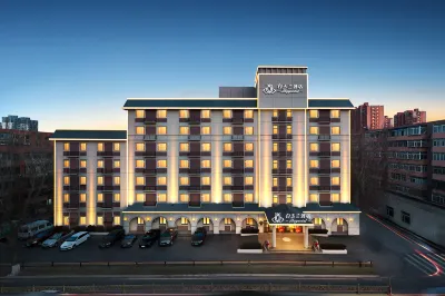 Magnotel Hotels near Zhao Mausoleum