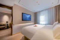 Elong Anyue Hotel (Kaifeng Millennium City Park) - Bãi đậu xe