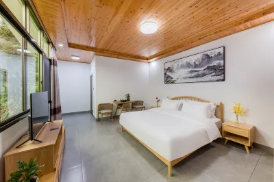 Floral Hotel· Yongding Tulou Busheshan Yin Hotel