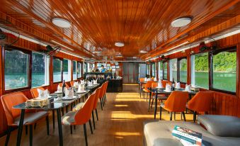 Halong Fantasea Cruise