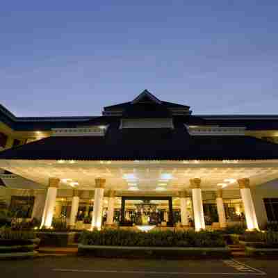 Hotel Santika Premiere Jogja Hotel Exterior