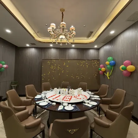Xi Lai Cheng Hotel