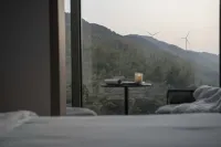 Yangtian Lake Canyon Hotel