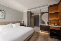 Yibo Yunxi Hotel (Jiujiang College Branch on Shili Avenue) - Airport Shuttle