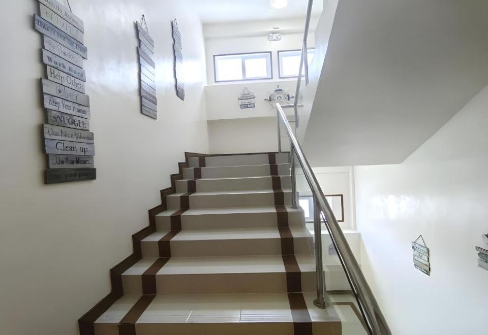 2. 페리마르 호텔 ..