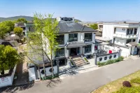 Sea fishing quiet house home stay