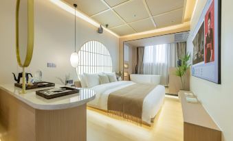 Future Flight Diary Hotel (Rainbow Bridge)