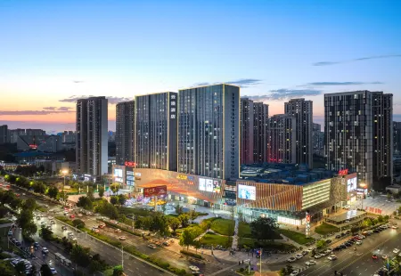 Yunman Hotel (High-tech Wanda Zhengxuanhui Branch) Отели рядом с достопримечательностью «Zhengzhou Huanghe Nursing Vocational Institute»