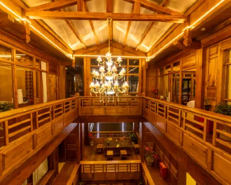 The Snow Realm · Petit Tusi Tibetan Boutique Lodge (Dukezong Ancient Town, Shangri-La) Hotels in Shangri-La