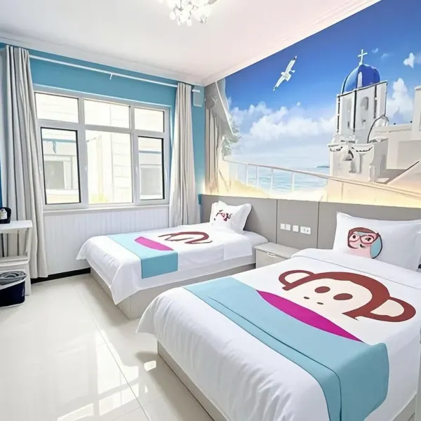 Stoke Stash Bed & Breakfast - Housity