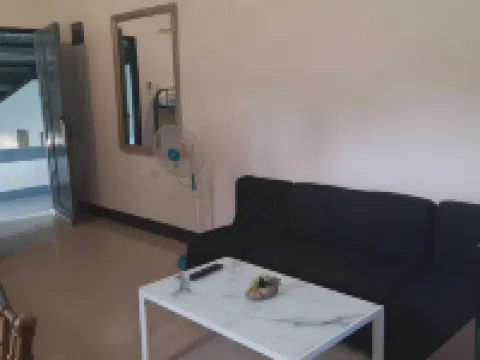 Hotel Villarte Fort Pampanga 聖費爾南多酒店