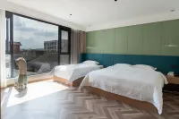 XIANG ZHANG YUAN B&B - balcony