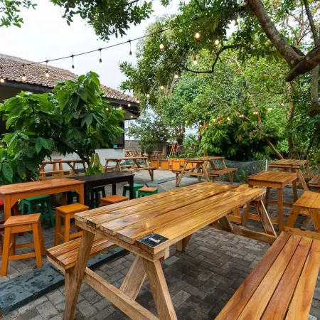 RedDoorz Hostel @ Dago 2