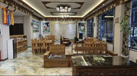 Gangjian Hotel Отели рядом с достопримечательностью «Wunongding Viewing Platform»