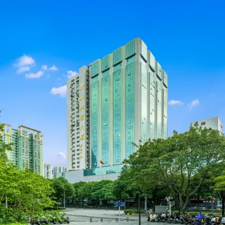Jifeng Meiju (Guangzhou Tiyu West Metro Station Branch) Отели рядом с достопримечательностью «Торговый центр Tee Mall»