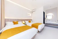 Zhenshan Linghai Hillowav Homestay (Tannan Bay Beach)