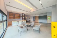 Y HOTEL