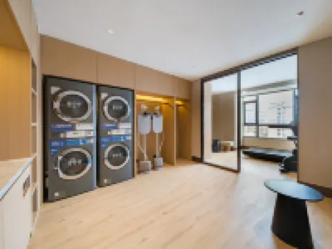 Starway Hotel (Xinyang Xi County Xiya Libao Plaza) Hotels in Xi County