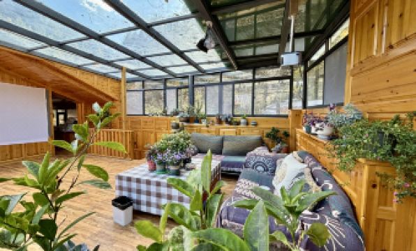 Shanluju Guesthouse (Jiuzhaigou Scenic Area Branch)