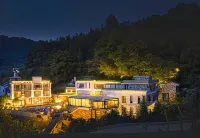 Yanyujian Hostel Hotels near Reunion Tree