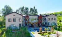 Nileke Yunlan Mountain Spring Homestay