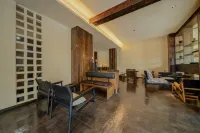 日上三竿丨禮畔·私湯villa（四姑娘山景區店） - 酒吧