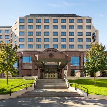 Diplomat Hotel Prague Отели рядом с достопримечательностью «Дейвице»