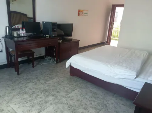 Wanyang Hotel Hotels in Zhenkang