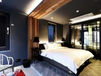 Hotel Infini Hotels near Garden 5