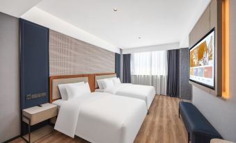 Yantai Duoyue Hotel (Yantai Station Binhai Square)