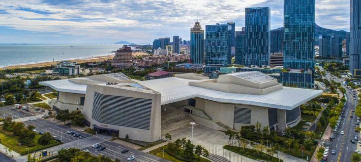 Hai Tian Grand Theatre Hotel Hotele w: Qingdao