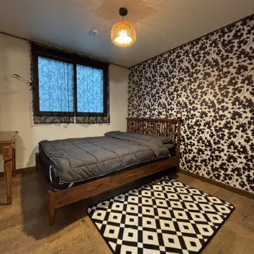 [StayHOYA] 3min from Myeongdeok Station｜Heart of Daegu｜Late 1PM Checkout｜Free Parking