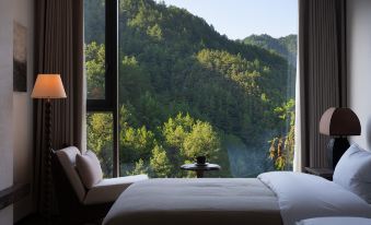 Pine-Shaded Hotel
