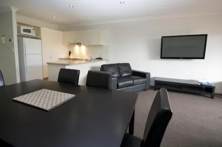 Blue Water Bay Luxury Villas Отели рядом с достопримечательностью «Chinatown, Gold Coast»