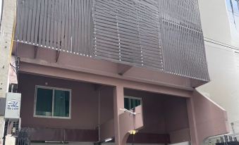 Rama 3 Sunrise Hostel