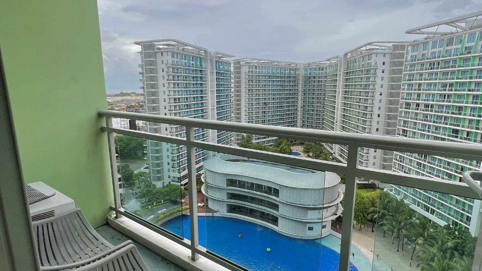 Azure Urban Resort Residences by MicasaAzure77