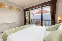 The Tis Guesthouse and Hostel