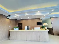 Le 8 Chain Hotel (Bengbu Zhanggongshan Park)
