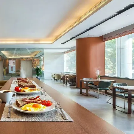 Yangji•Chuanghui Hotel(Chongqing Jiefangbei Walking Street)
