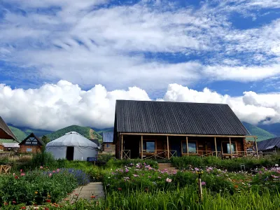 Baihaba Lanfeng B&B Hotel dekat Kanas Scenic Spot