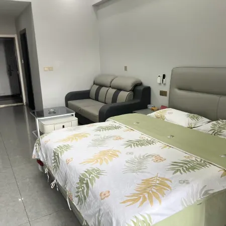 Linzhou Shiyue Homestay (Shangri-La)