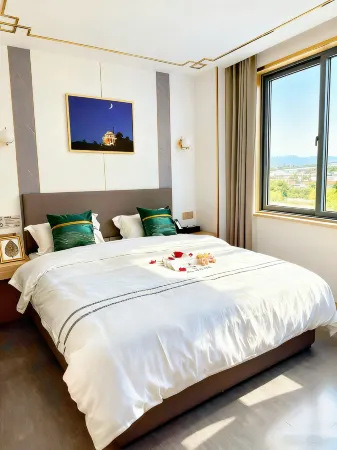 Motuo Mohe Yixiang Hotel (Lianhua Park) Отели в г. Мото