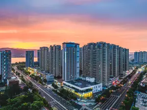 Licheng Huasheng International Hotel (Taiyuan Red Lantern Sports Stadium Branch)
