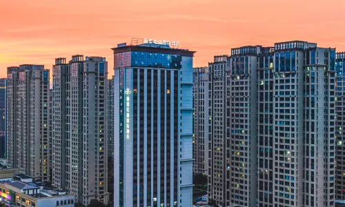 Licheng Huasheng International Hotel (Taiyuan Red Lantern Sports Stadium Branch)