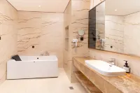 Qinghai Chenxin Hotel (Xining Railway Station)