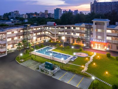 Jialu Wellness Center (Dongxing Golden Beach on Wanwei Island)